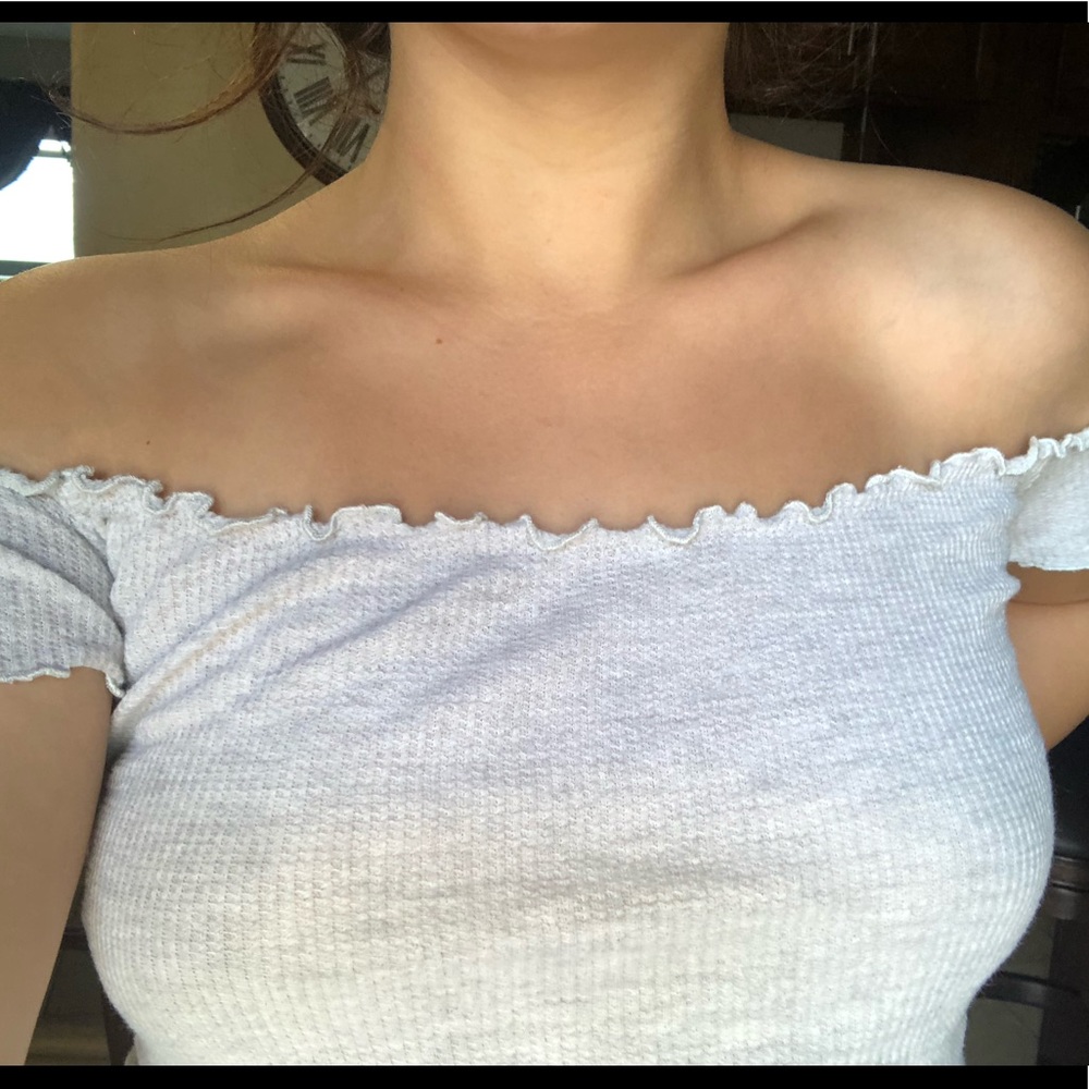 Brandy Melville crop top